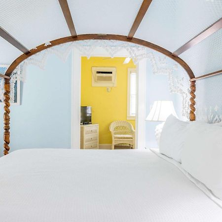 Deluxe King With Balcony - At James House With Parking! Κι Γουέστ Εξωτερικό φωτογραφία