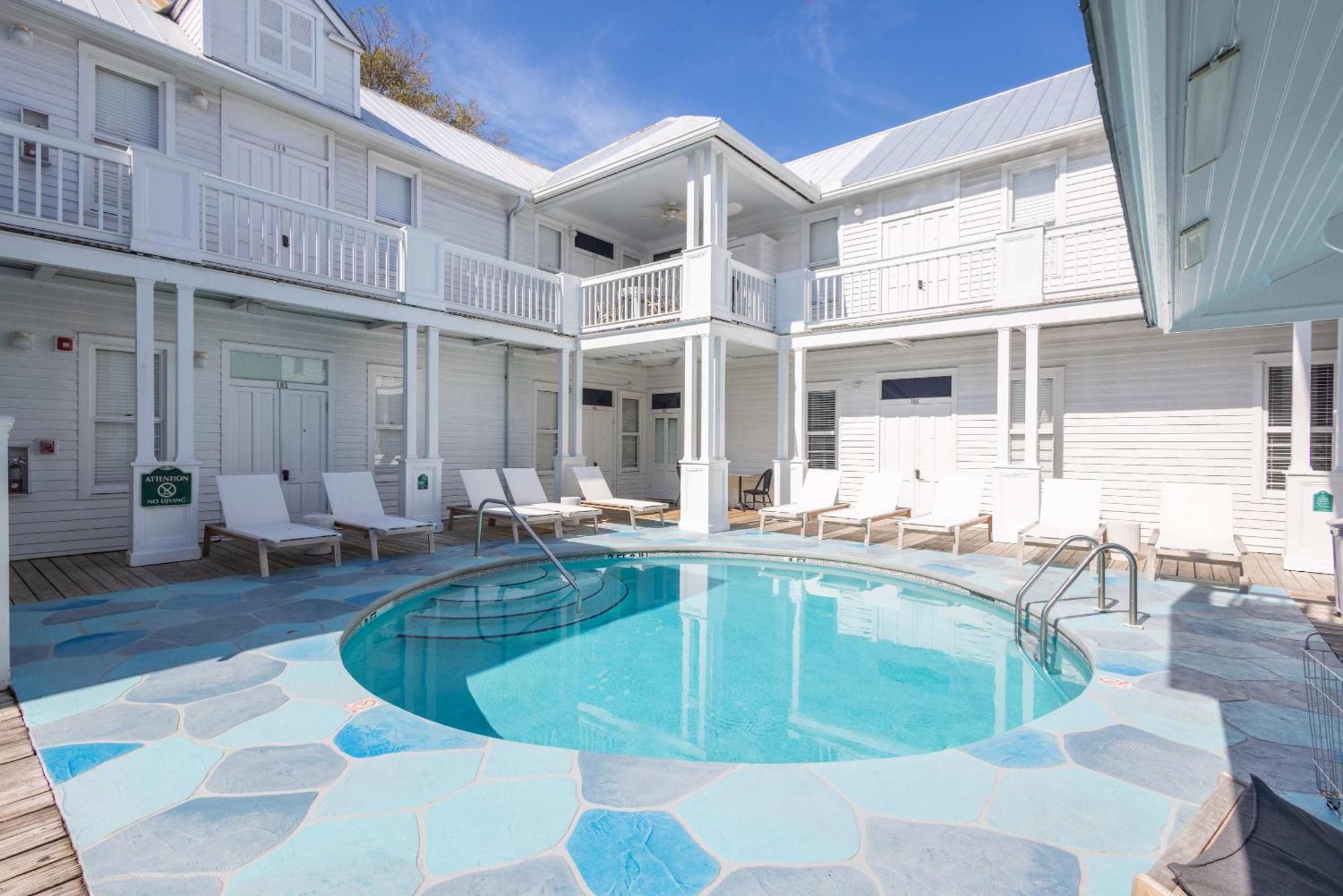 Deluxe King With Balcony - At James House With Parking! Κι Γουέστ Εξωτερικό φωτογραφία