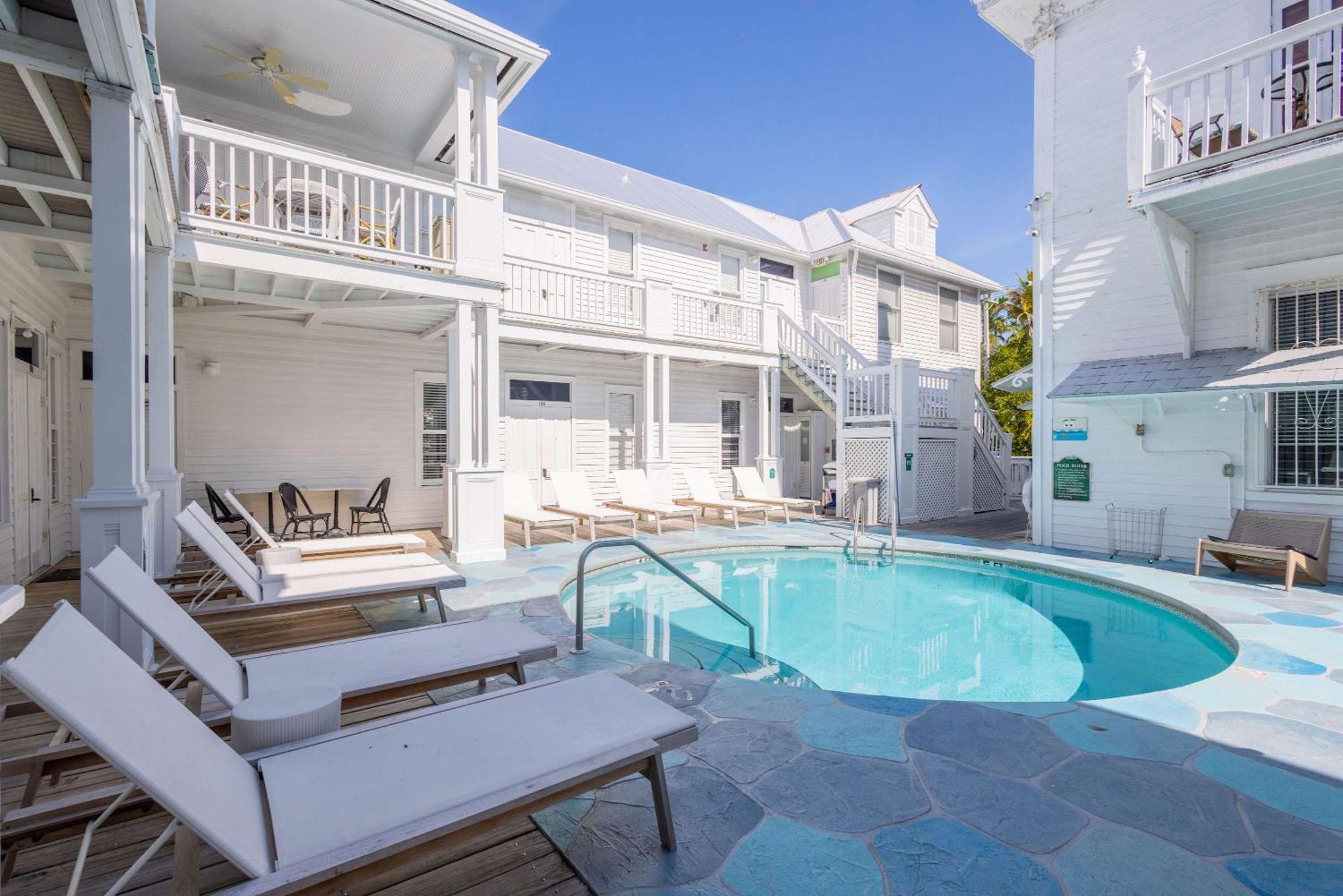 Deluxe King With Balcony - At James House With Parking! Κι Γουέστ Εξωτερικό φωτογραφία