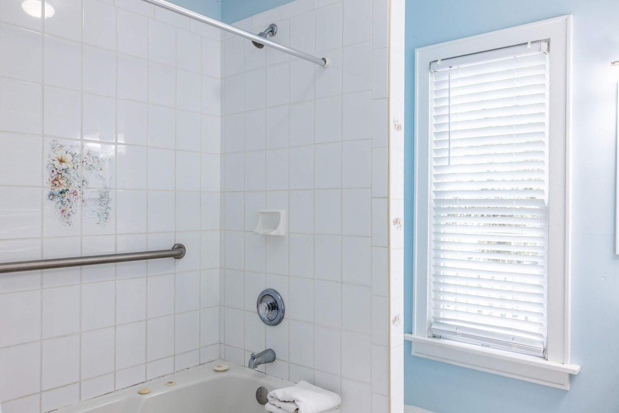 Deluxe King With Balcony - At James House With Parking! Κι Γουέστ Εξωτερικό φωτογραφία